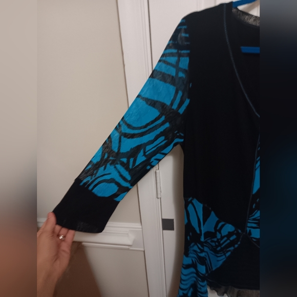 LIOR Ruffle blouse - Picture 4 of 8